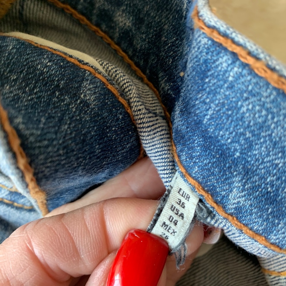 Zara Ripped Denim Jean - Picture 7 of 8